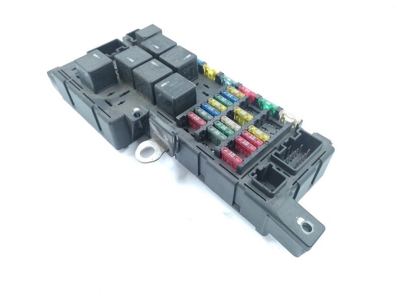 Caja Reles / Fusibles 518828108 30728008  - Volvo V70 Familiar D 5 Titanium 3