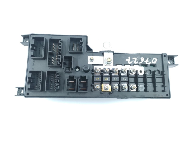 Caja Reles / Fusibles 518828108 30728008  - Volvo V70 Familiar D 5 Titanium 4