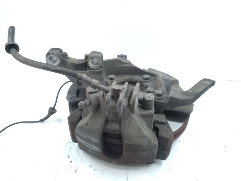 Recambio de mangueta delantera izquierda para volvo v70 familiar d 5 titanium referencia OEM IAM 9461944  