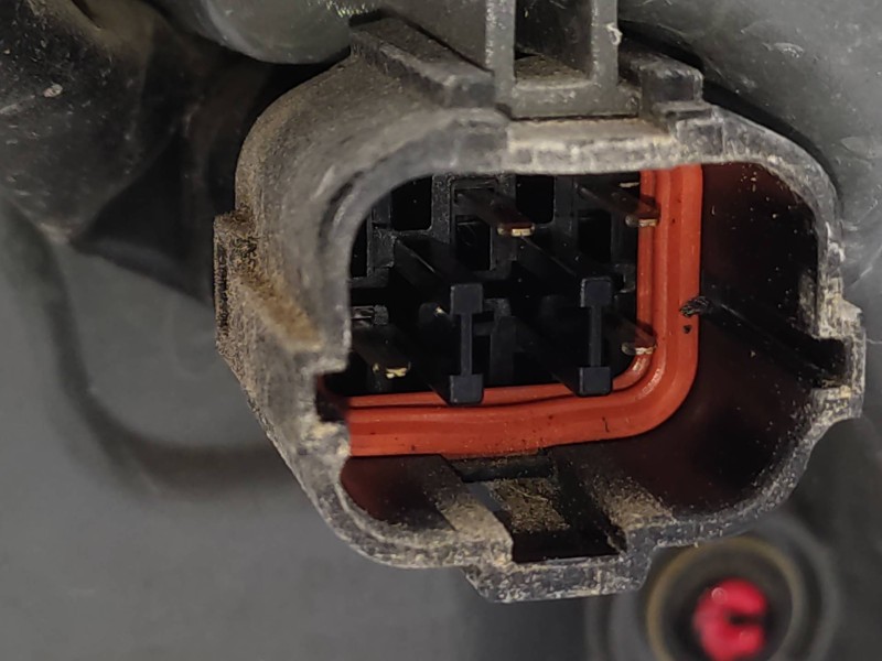 Piloto Trasero Izquierdo 924012p020 924052p020  - Kia Sorento 2.2 Crdi Cat 3
