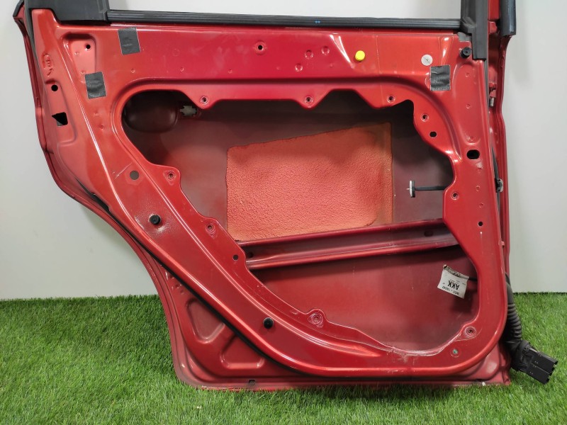 Puerta Trasera Izquierda 1505763  - Ford Focus Berlina (cap) Ambiente (d) 5