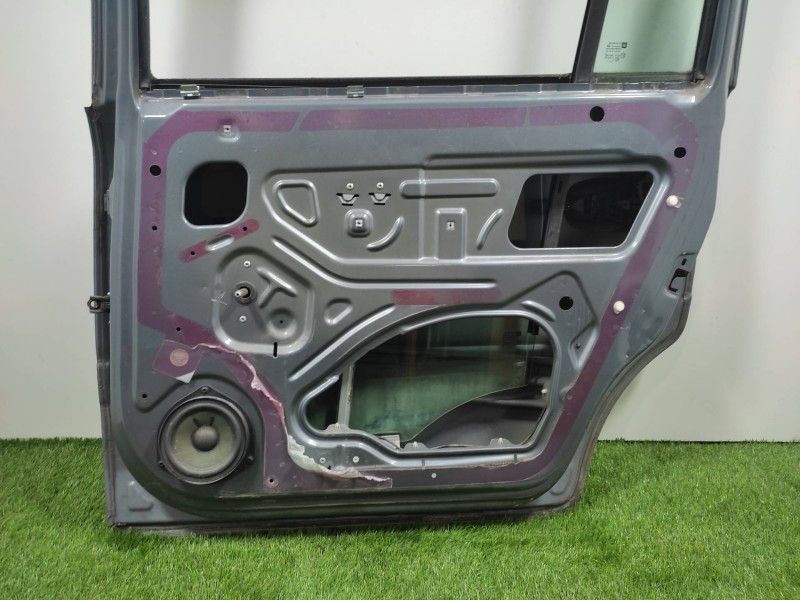 Puerta Trasera Derecha 13203016  - Opel Zafira B 1.9 Cdti 4