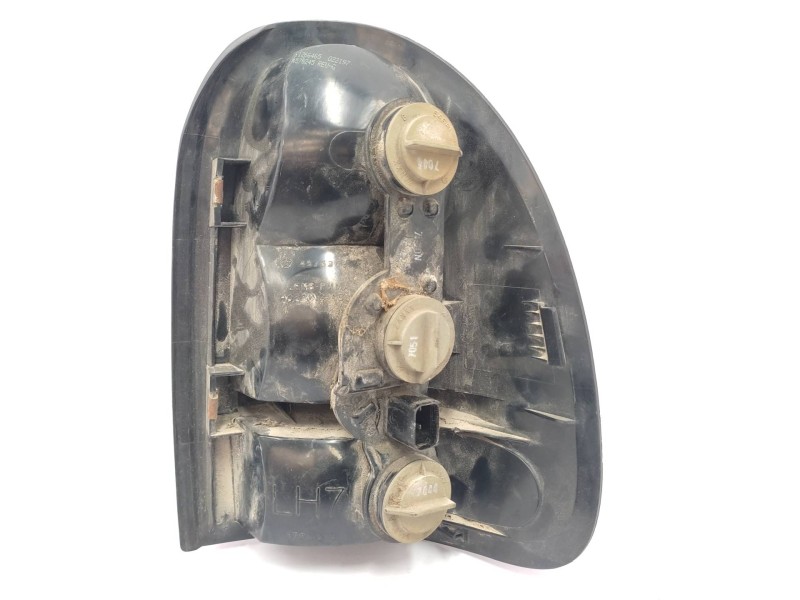 Piloto Trasero Izquierdo 4576245  - Chrysler Voyager (gs) 3.3 Le Grand Voyager 2