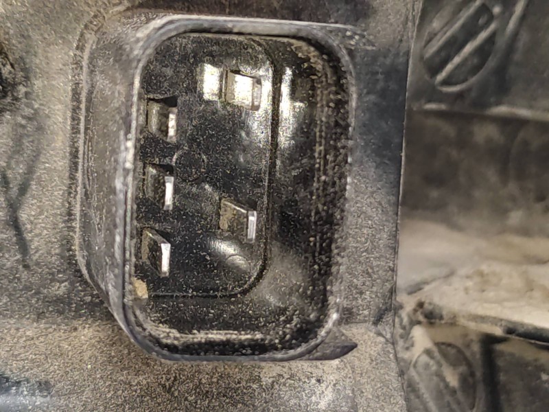 Piloto Trasero Izquierdo 4576245  - Chrysler Voyager (gs) 3.3 Le Grand Voyager 3