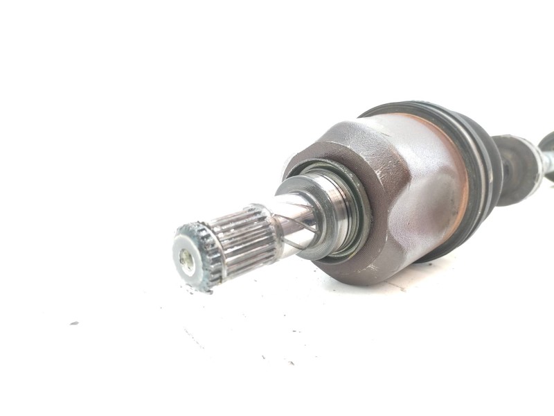 Transmision Delantera Derecha 391004m761  - Nissan Almera (n16/e) Ambience 3