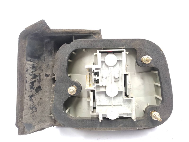 Piloto Trasero Izquierdo 7780143  - Lancia Kappa Berlina 2.0 Le 4