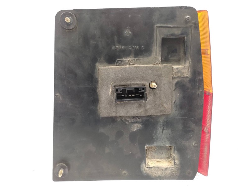 Piloto Trasero Izquierdo 04191139i 33609  - Fiat Uno (146) 55 3