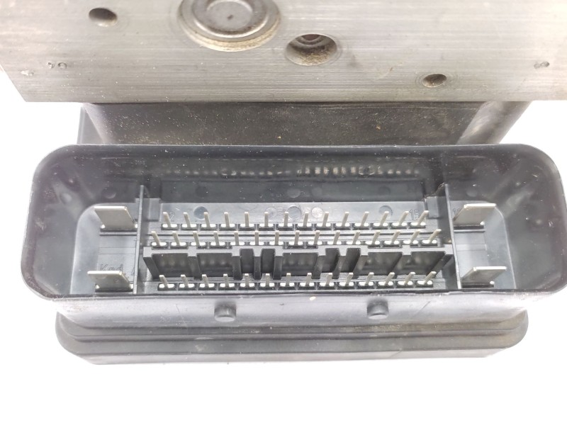 Recambio de abs para volvo xc70 2.4 t awd cross country referencia OEM IAM 8671225  10020403674
