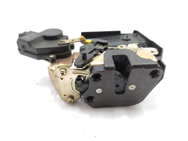 Cerradura Puerta Trasera Derecha 814202e010  - Hyundai Tucson (jm) 2.0 Cat 2