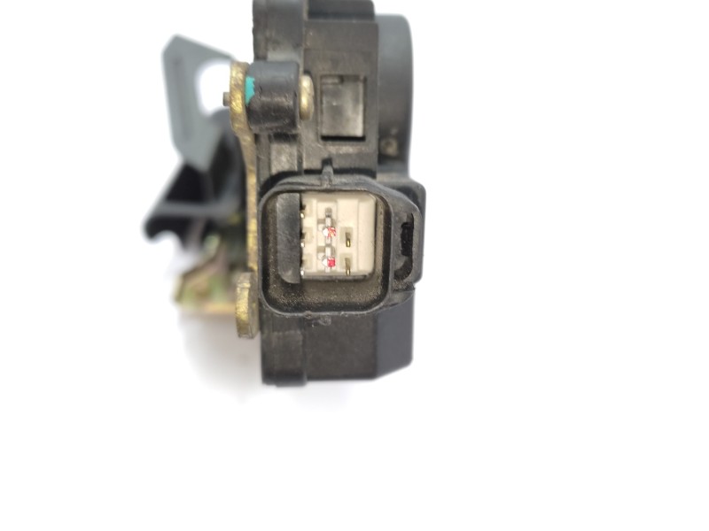 Cerradura Puerta Trasera Derecha 814202e010  - Hyundai Tucson (jm) 2.0 Cat 4