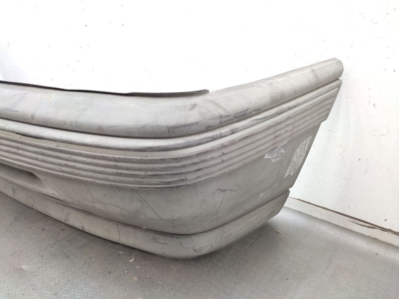 Paragolpes Delantero 90349326  - Opel Kadett E 1.6 2