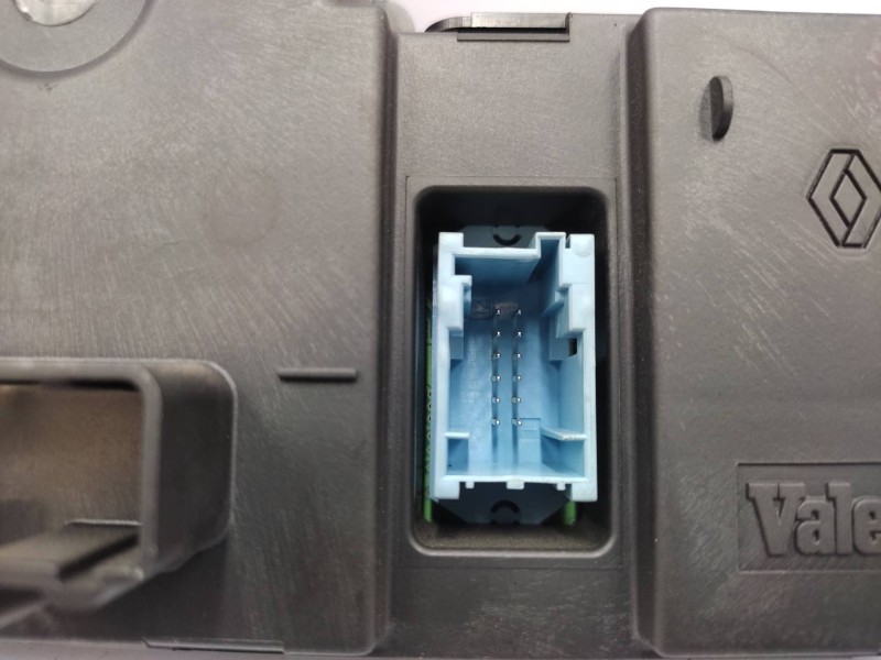 Mando Climatizador 8200344841 7701208379  - Renault Scenic Ii 1.5 Dci Diesel 7