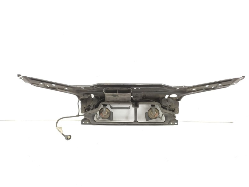 Recambio de panel frontal para volvo xc70 2.4 t awd cross country referencia OEM IAM 30655380  