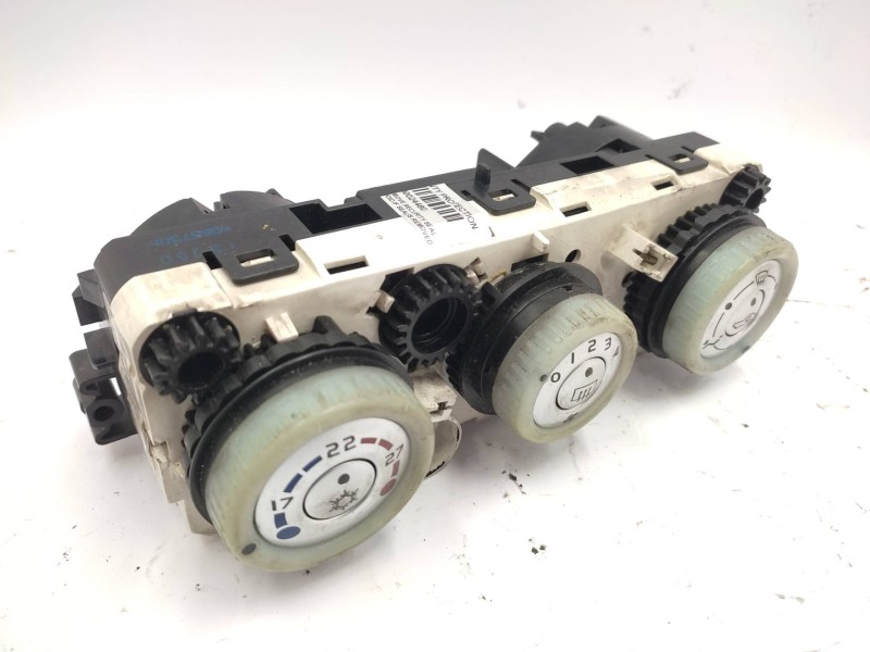 Mando Climatizador Mn164569  - Mitsubishi Colt Berlina 5 (z30a) 1.5 Di-d Cat 3