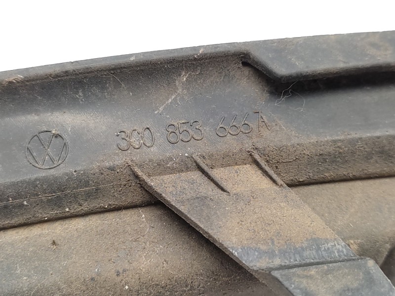 Rejilla Paragolpes Derecha 3c0853666a  - Volkswagen Passat Variant (3c5) 2.0 Tdi 3