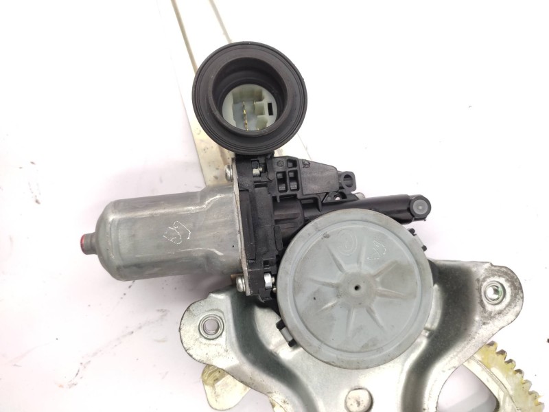 Elevalunas Trasero Derecho 6980342040  - Toyota Rav 4 (a3) 2.2 Turbodiesel Cat 2