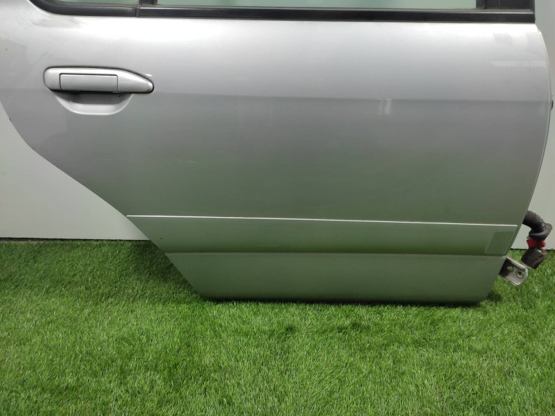 Puerta Trasera Derecha 821002j036  - Nissan Primera Berlina (p11) Básico 2