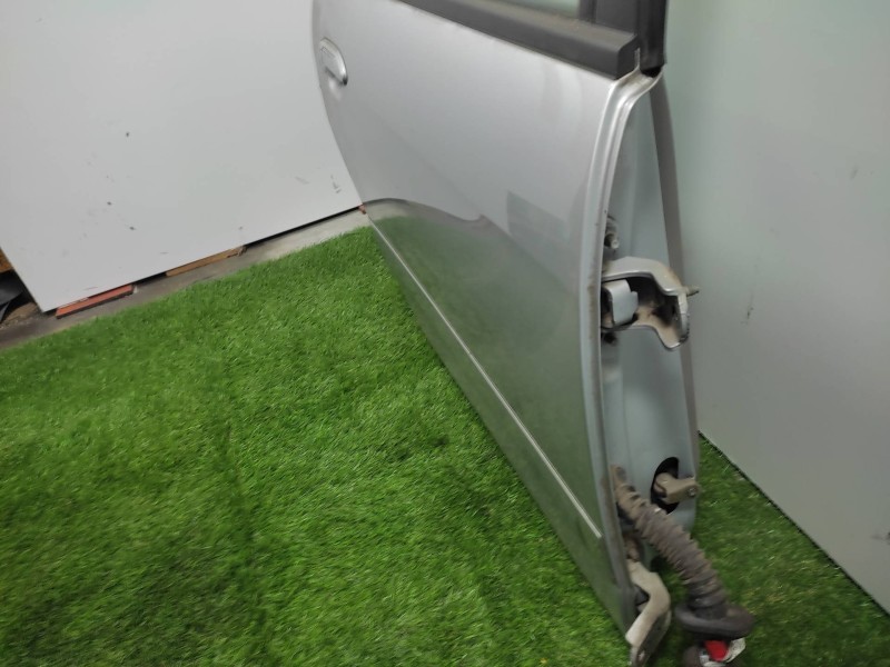Puerta Trasera Derecha 821002j036  - Nissan Primera Berlina (p11) Básico 3