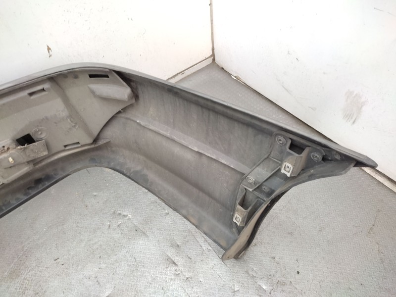 Paragolpes Trasero 90487346  - Opel Astra F Berlina Gl 6