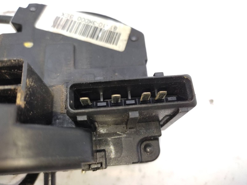 Cerradura Puerta Trasera Izquierda 814103k000  - Hyundai Sonata (nf) 2.0 Crdi Cat 2