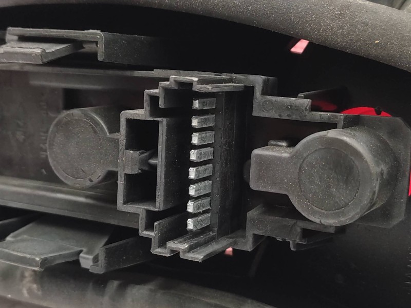 Piloto Trasero Izquierdo 7701040958  - Renault Laguna Grandtour (k56) 2.0+ 16v Rt 3