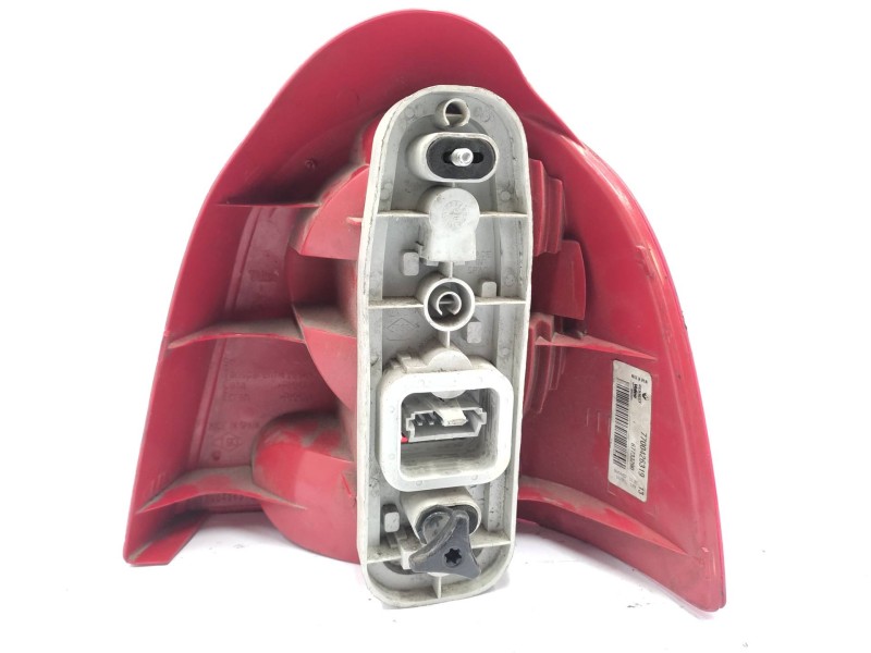 Piloto Trasero Izquierdo 7701203867  - Renault Twingo (co6) 1.2 Benneton 2