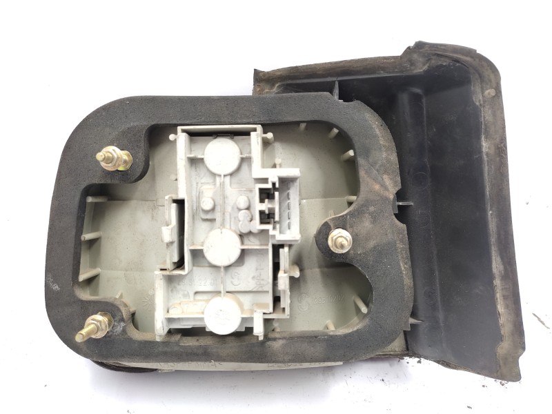 Piloto Trasero Derecho 7780142 29310202  - Lancia Kappa Berlina 2.0 20v Turbo 3