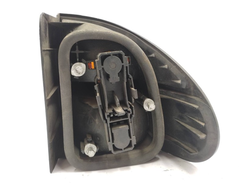 Piloto Trasero Izquierdo 7700820052  - Renault Laguna (b56) 2.0 Anade 2