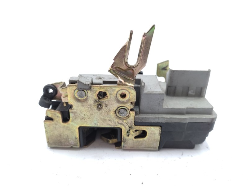 Recambio de cerradura puerta delantera derecha para citroën xsara berlina 1.4 referencia OEM IAM   