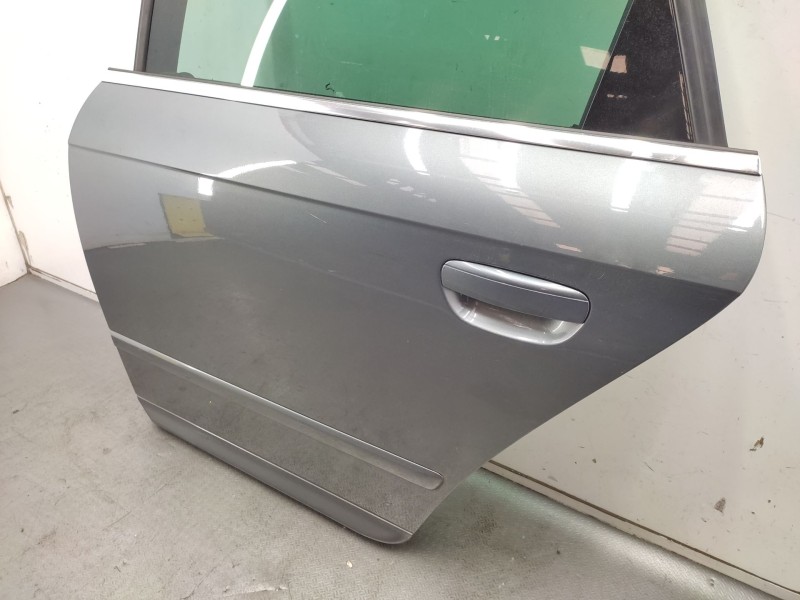 Puerta Trasera Izquierda 3r0833051  - Seat Exeo St (3r5) 2.0 Tdi 4