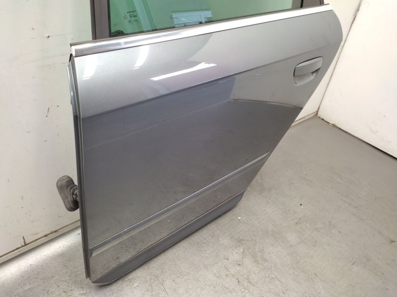 Puerta Trasera Izquierda 3r0833051  - Seat Exeo St (3r5) 2.0 Tdi 5