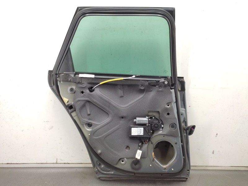 Puerta Trasera Izquierda 3r0833051  - Seat Exeo St (3r5) 2.0 Tdi 6