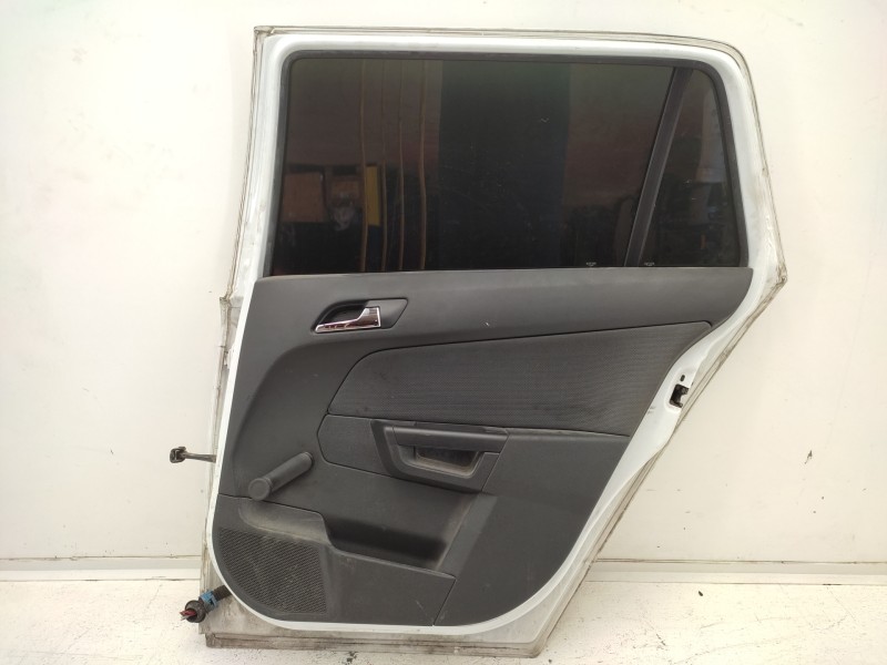 Puerta Trasera Derecha 13168046  - Opel Astra H Caravan 1.7 16v Cdti 2