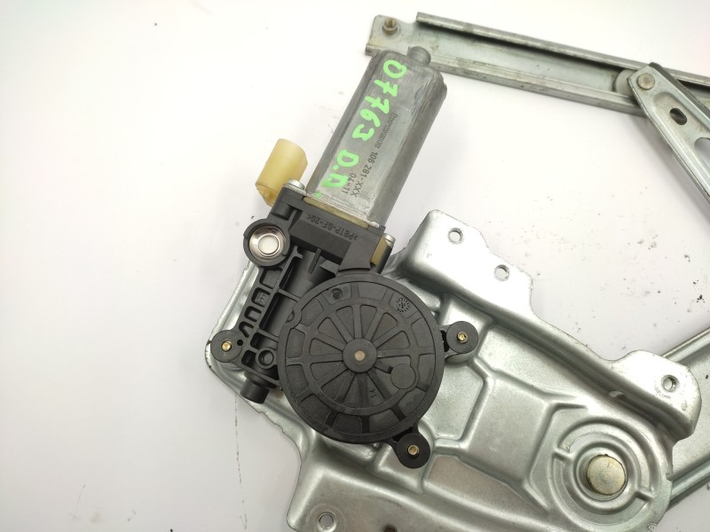 Elevalunas Delantero Derecho 698100d010  - Toyota Yaris (ncp1/nlp1/scp1) 1.3 Cat 2