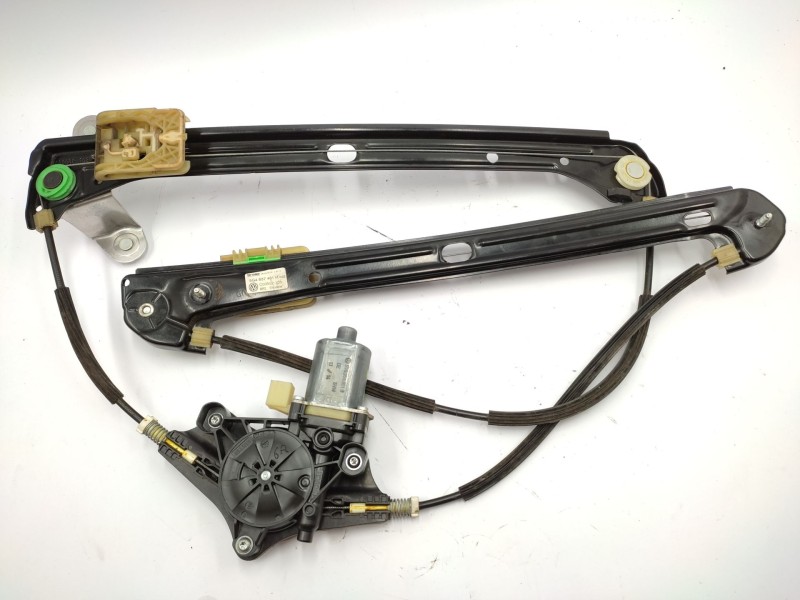 Recambio de elevalunas delantero izquierdo para volkswagen golf vii sportsvan 2.0 tdi referencia OEM IAM 5G4837461H  