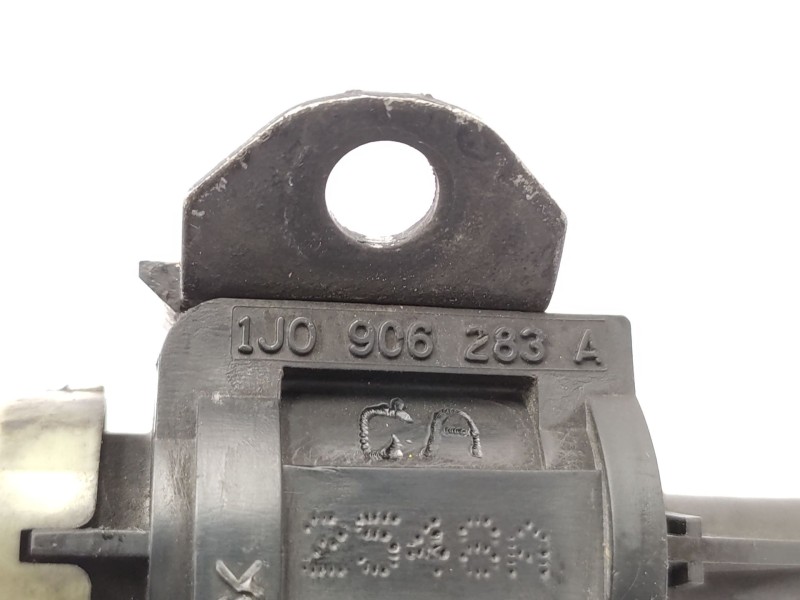 Valvula Aire Adicional 1j0906283a  - Volkswagen Golf Iv (1j1) 1.9 Tdi 4