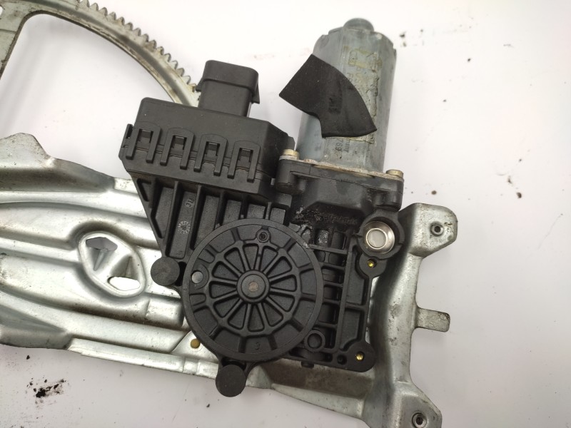 Elevalunas Delantero Derecho 90521882 90543918  - Opel Astra G Berlina 1.6 16v 5