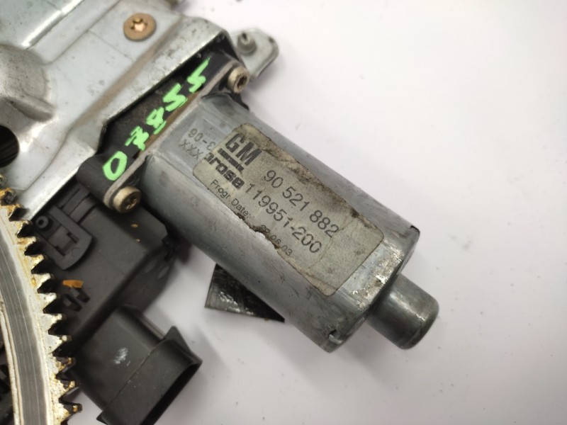 Elevalunas Delantero Derecho 90521882 90543918  - Opel Astra G Berlina 1.6 16v 6