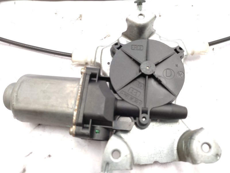 Elevalunas Trasero Derecho 82700av610  - Nissan Primera Berlina (p12) 2.0 16v Cat 2