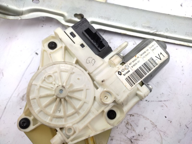 Elevalunas Trasero Derecho 827200009r  - Renault Latitude (l70_) 2.0 Dci 175 (l70y) 2