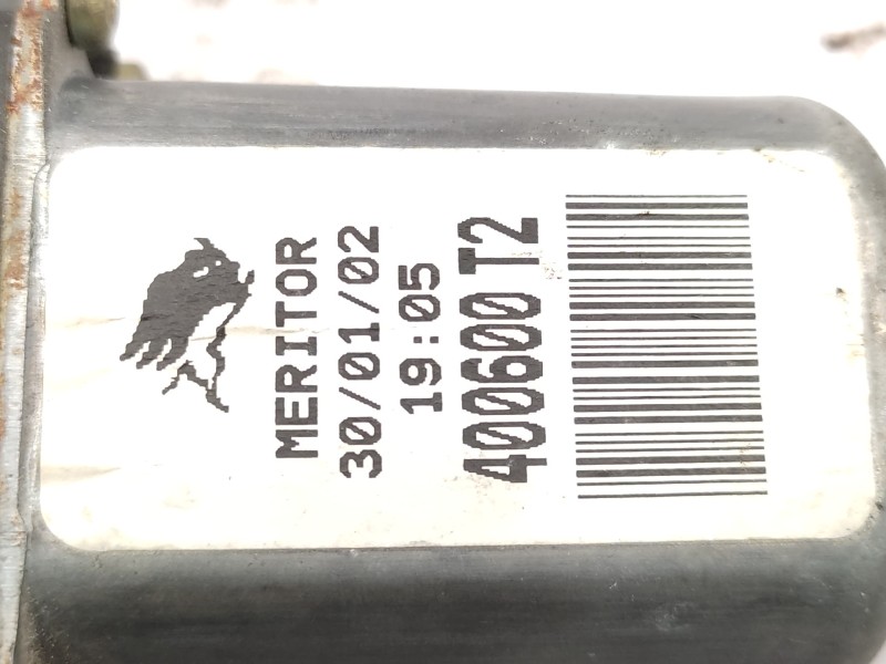 Elevalunas Trasero Derecho 82700av610  - Nissan Primera Berlina (p12) 2.0 16v Cat 4
