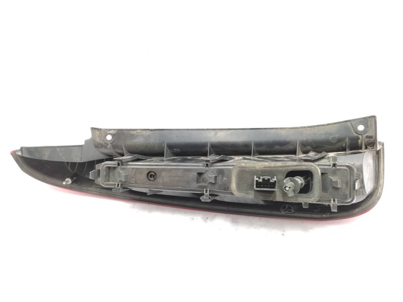 Piloto Trasero Derecho 2s6113a602bg 1324563  - Ford Fiesta (cbk) Futura 3