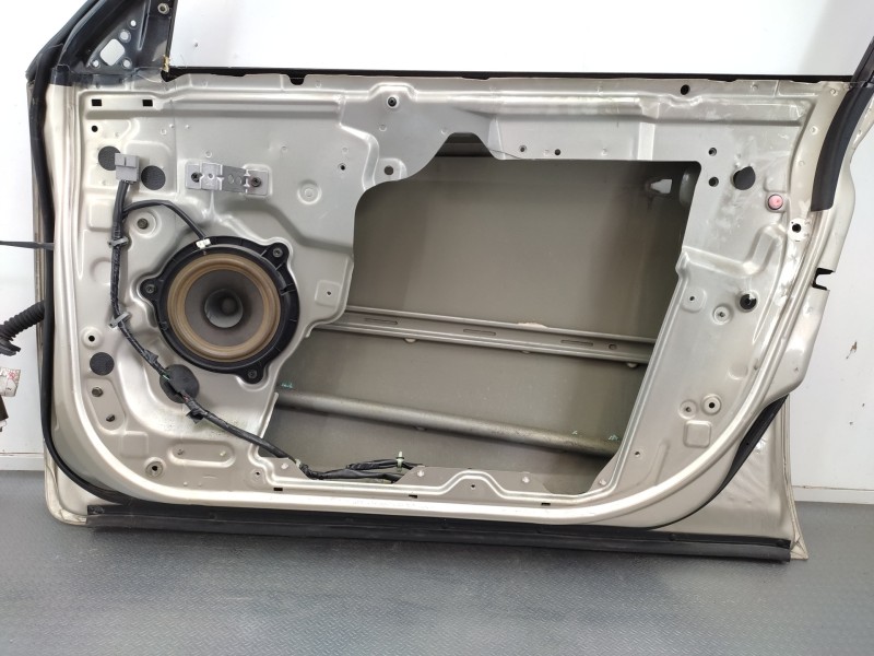 Puerta Delantera Derecha 80100av630  - Nissan Primera Berlina (p12) 2.0 16v Cat 5