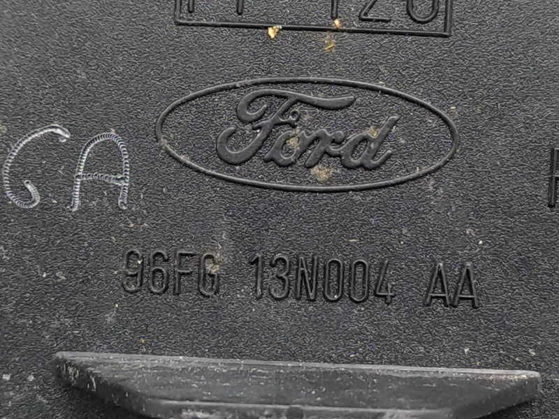 Piloto Trasero Derecho 96fg13n004aa 1044154  - Ford Fiesta Berlina Techno 3