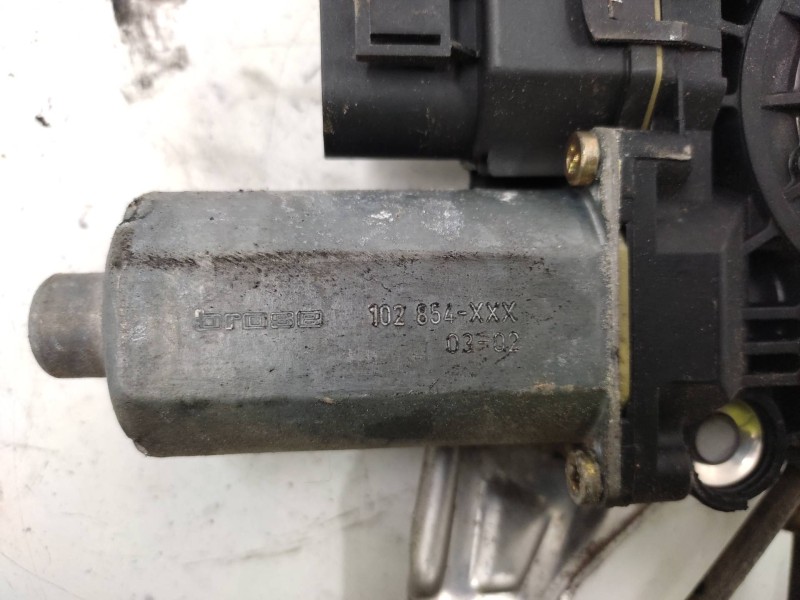 Elevalunas Delantero Derecho 4b0837462c  - Audi A6 Berlina (4b2) 2.5 Tdi 3