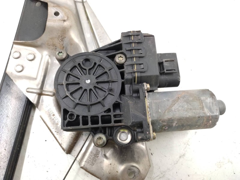 Elevalunas Trasero Izquierdo 4b0839461  - Audi A6 Berlina (4b2) 2.5 Tdi 3