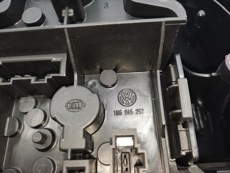 Piloto Trasero Derecho 1h6945112a  - Volkswagen Golf Iii Berlina (1h1) Rolling Stones 4