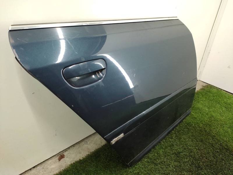 Puerta Trasera Derecha 4b0833052  - Audi A6 Berlina (4b2) 2.5 Tdi 7