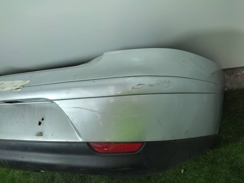 Recambio de paragolpes trasero para seat cordoba berlina (6l2) 1.2 referencia OEM IAM 6L5807421B  