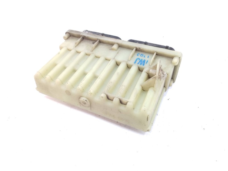 Recambio de centralita motor uce para opel zafira a elegance referencia OEM IAM 15408375 24462346 